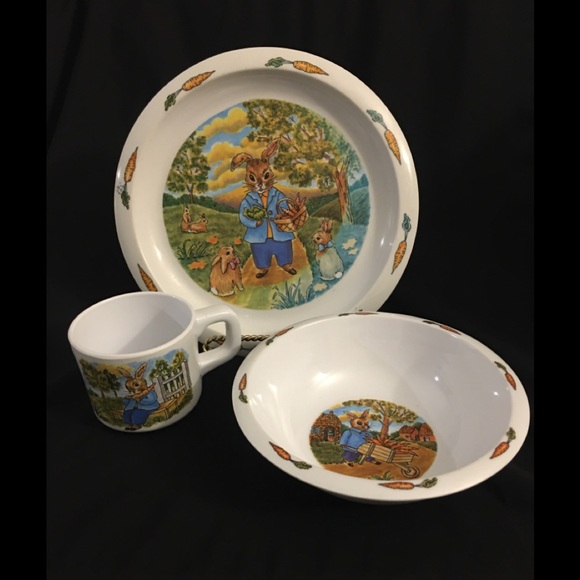Peter Rabbit Vintage Miracle Melamine Set - Picture 1 of 5